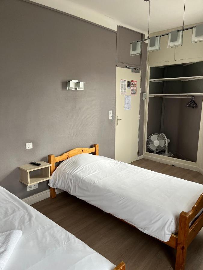 Aux Bons Amis Otel Reims Dış mekan fotoğraf